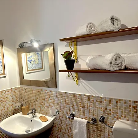 Casa Annameri * Terrasini
