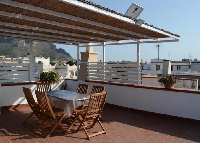 Casa Annameri Vakantiehuis Terrasini